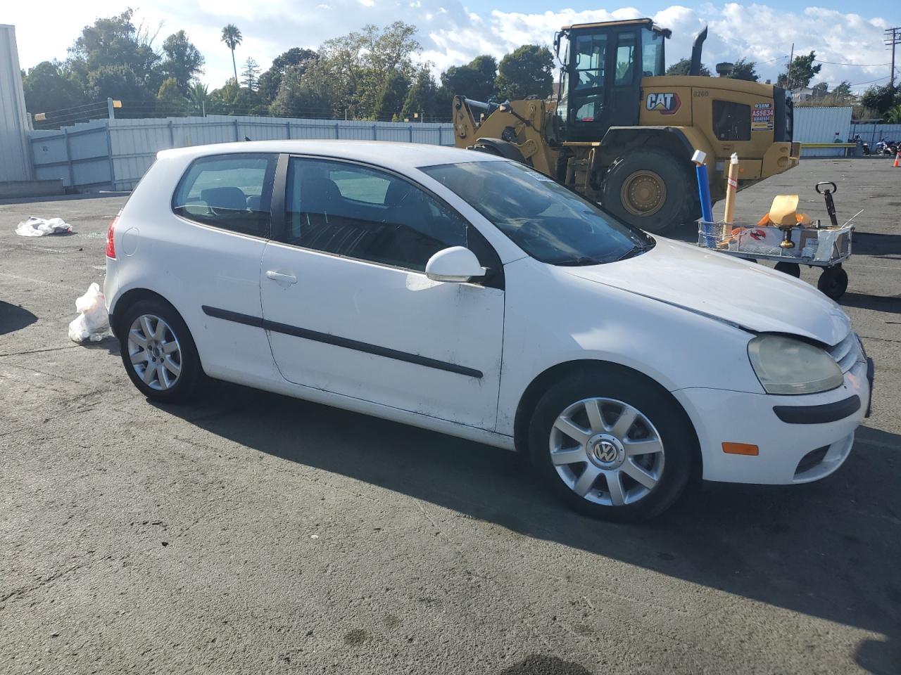 2007 Volkswagen Rabbit - Image 4