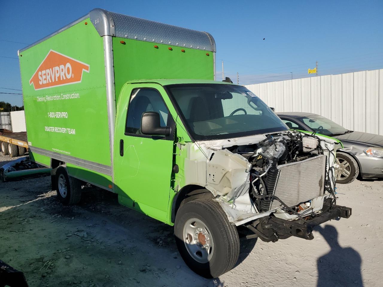 2023 Chevrolet Express G3500 - Фото 4