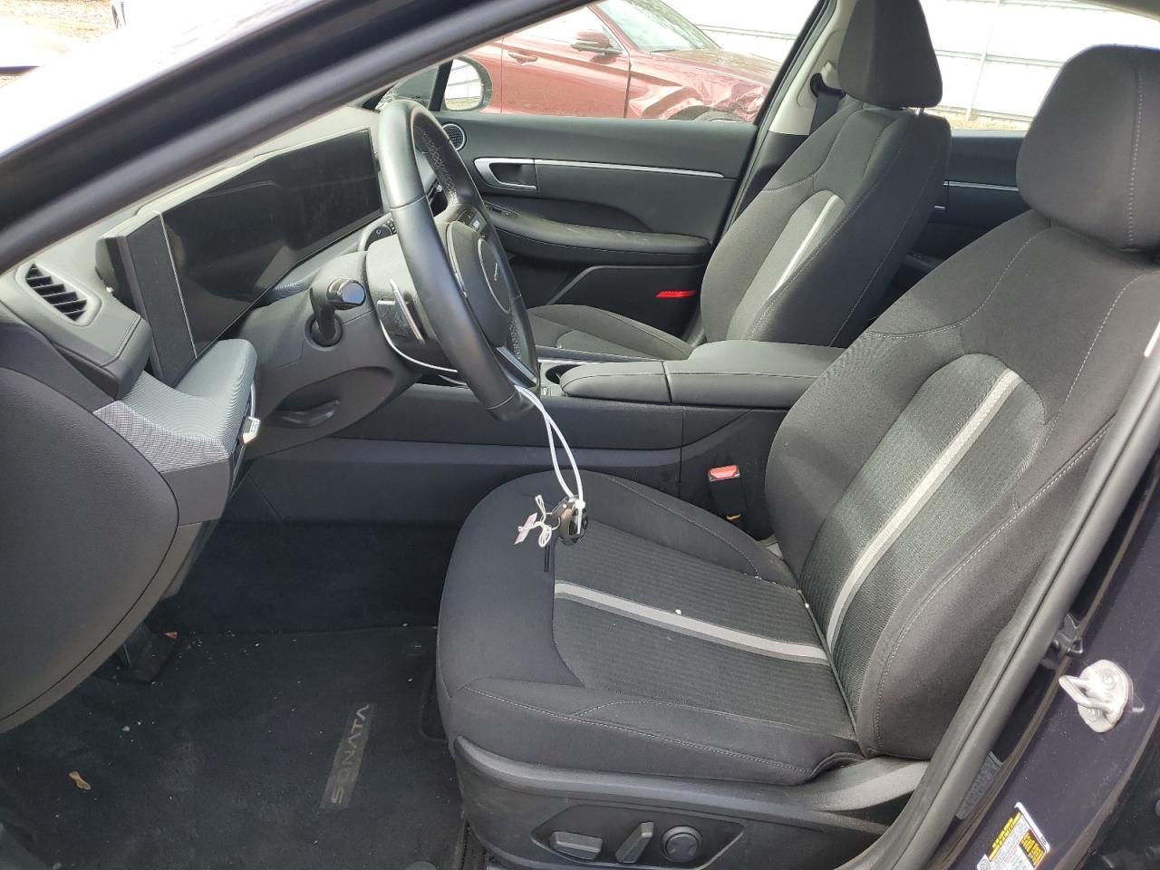 2025 Hyundai Sonata Hybrid - Image 7