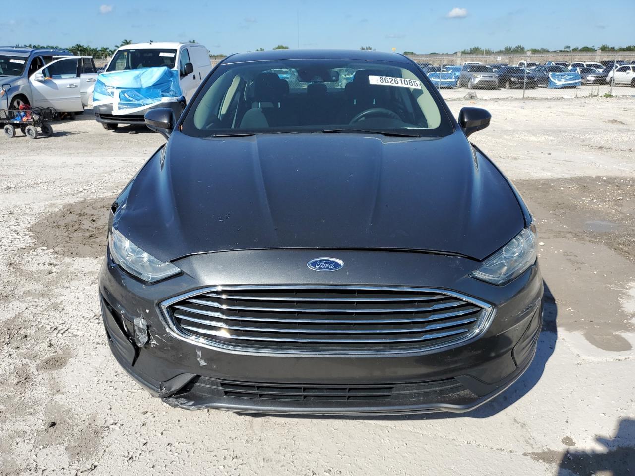 2020 Ford Fusion Se - Image 5