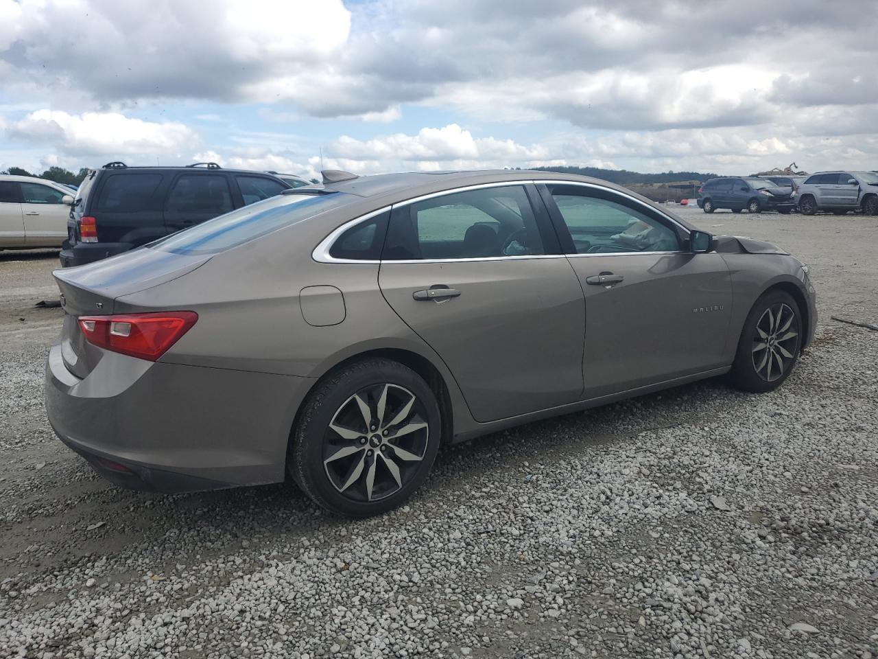 2017 Chevrolet Malibu Lt - Фото 3