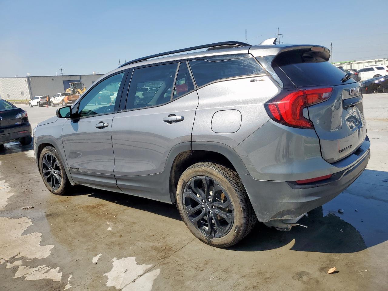 2020 GMC Terrain Sle - Image 2