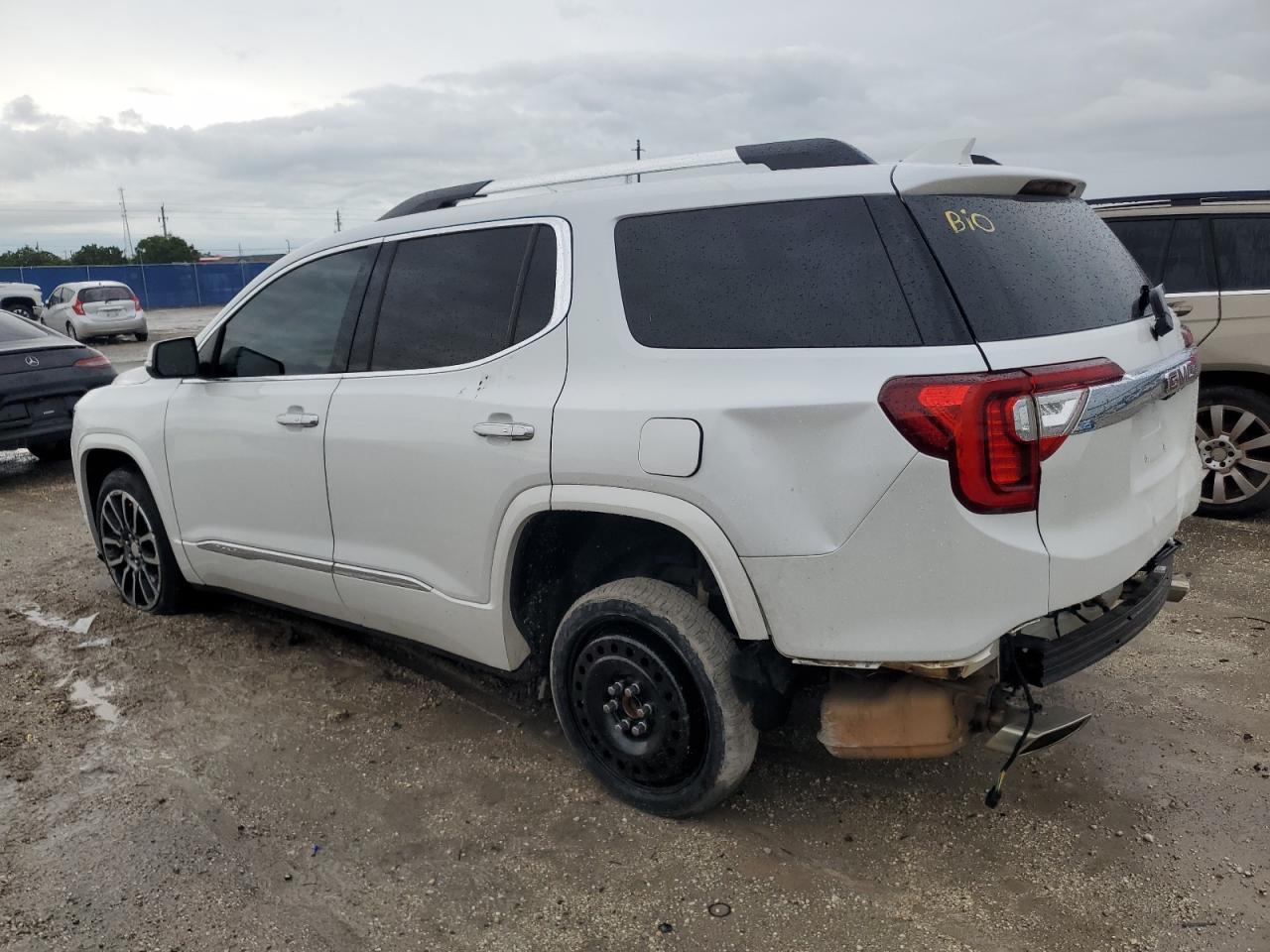 2020 GMC Acadia Denali - Фото 2