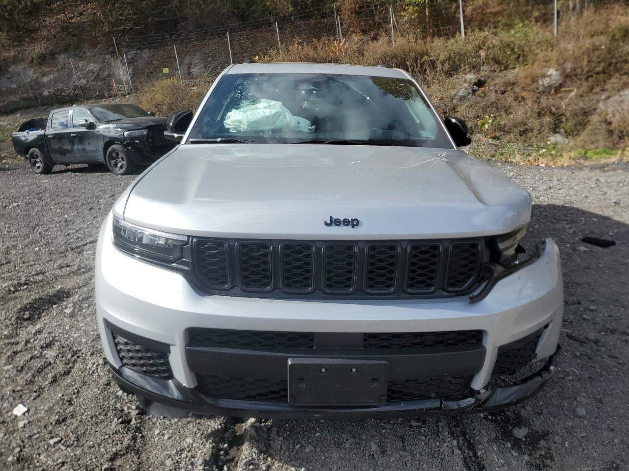 2024 Jeep Grand Cherokee L Laredo - Фото 5