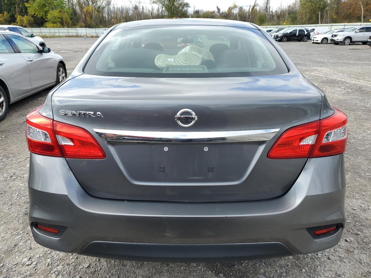 2019 Nissan Sentra S - Фото 6