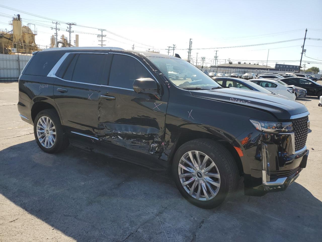 2023 Cadillac Escalade Luxury - Image 4