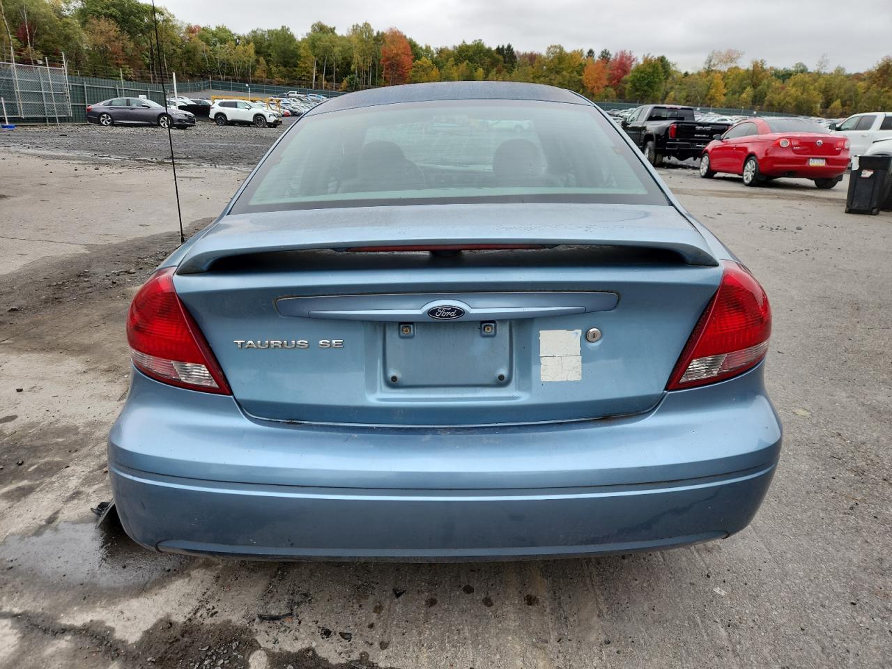 2005 Ford Taurus Se - Image 6