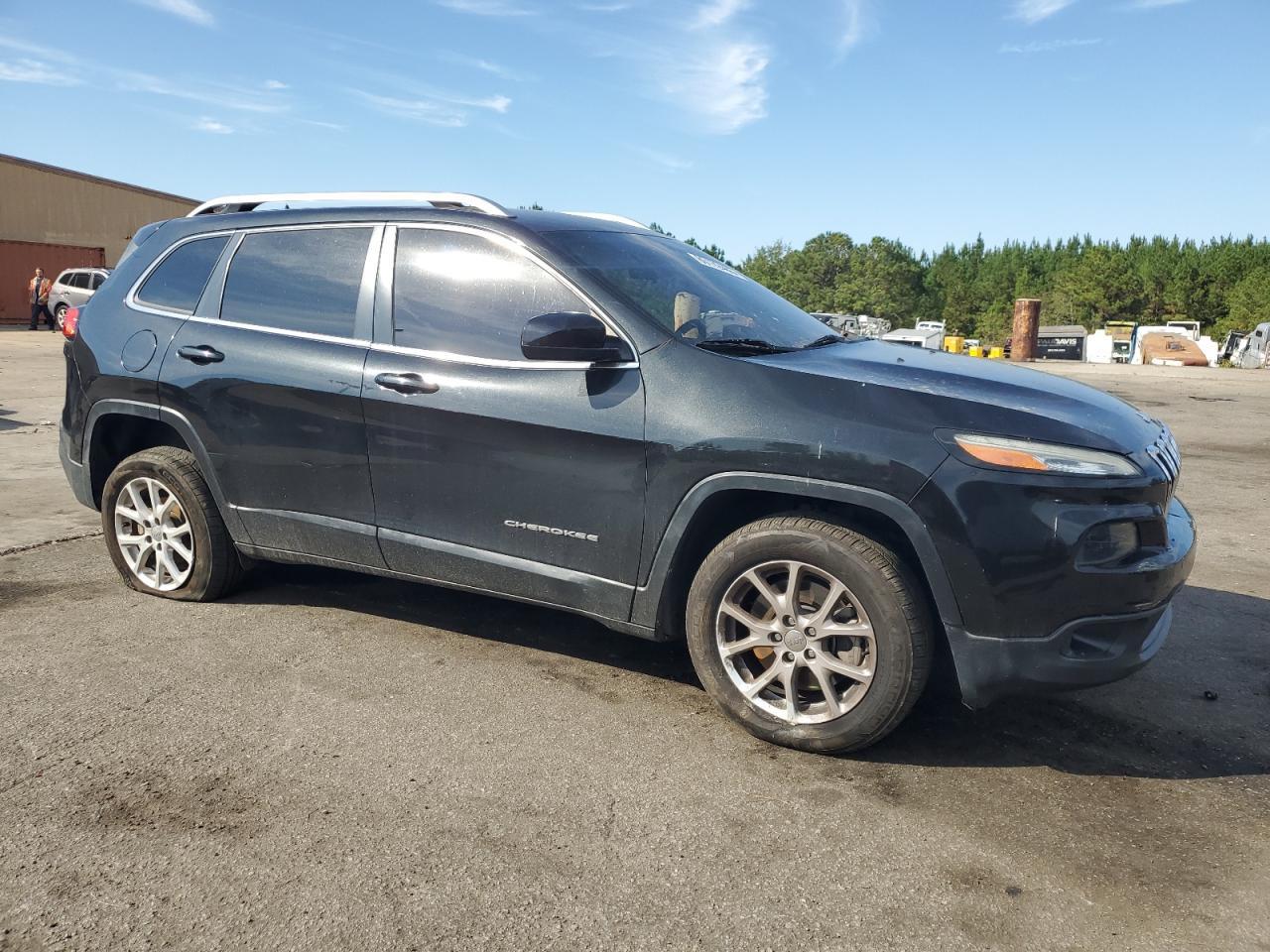 2016 Jeep Cherokee - Image 4
