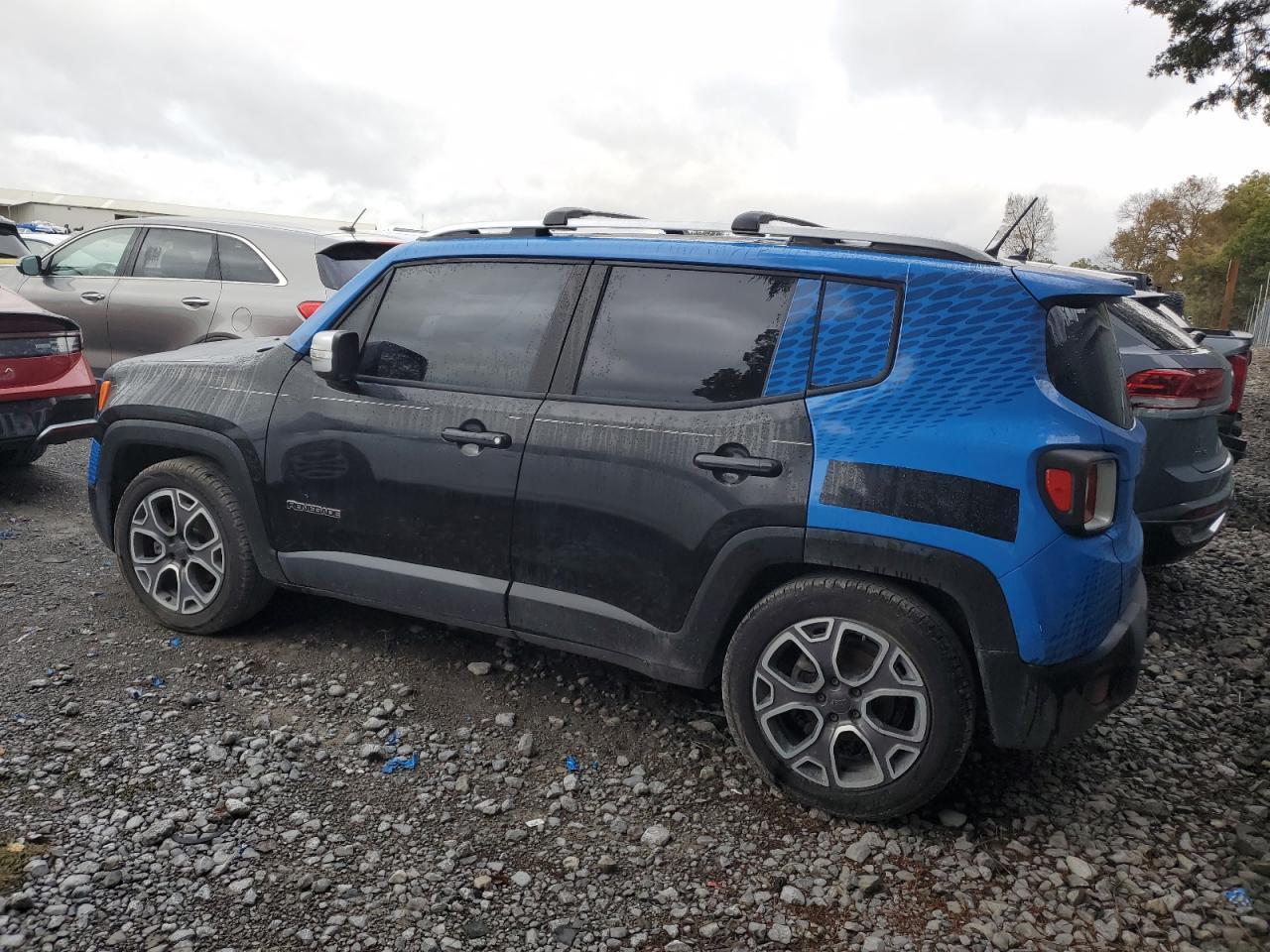 2015 Jeep Renegade Limited - Image 2