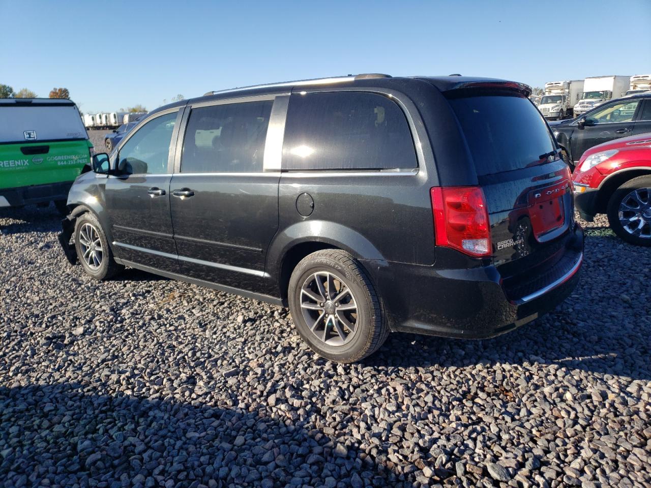 2017 Dodge Grand Caravan - Image 2