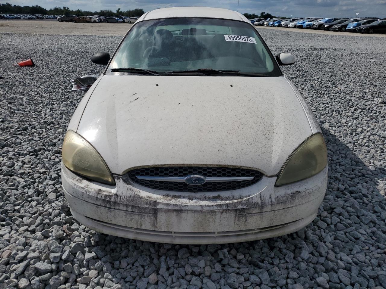 2003 Ford Taurus Se - Image 5