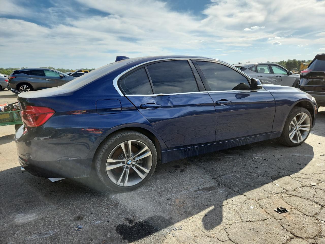 2017 BMW 340 Xi - Image 3
