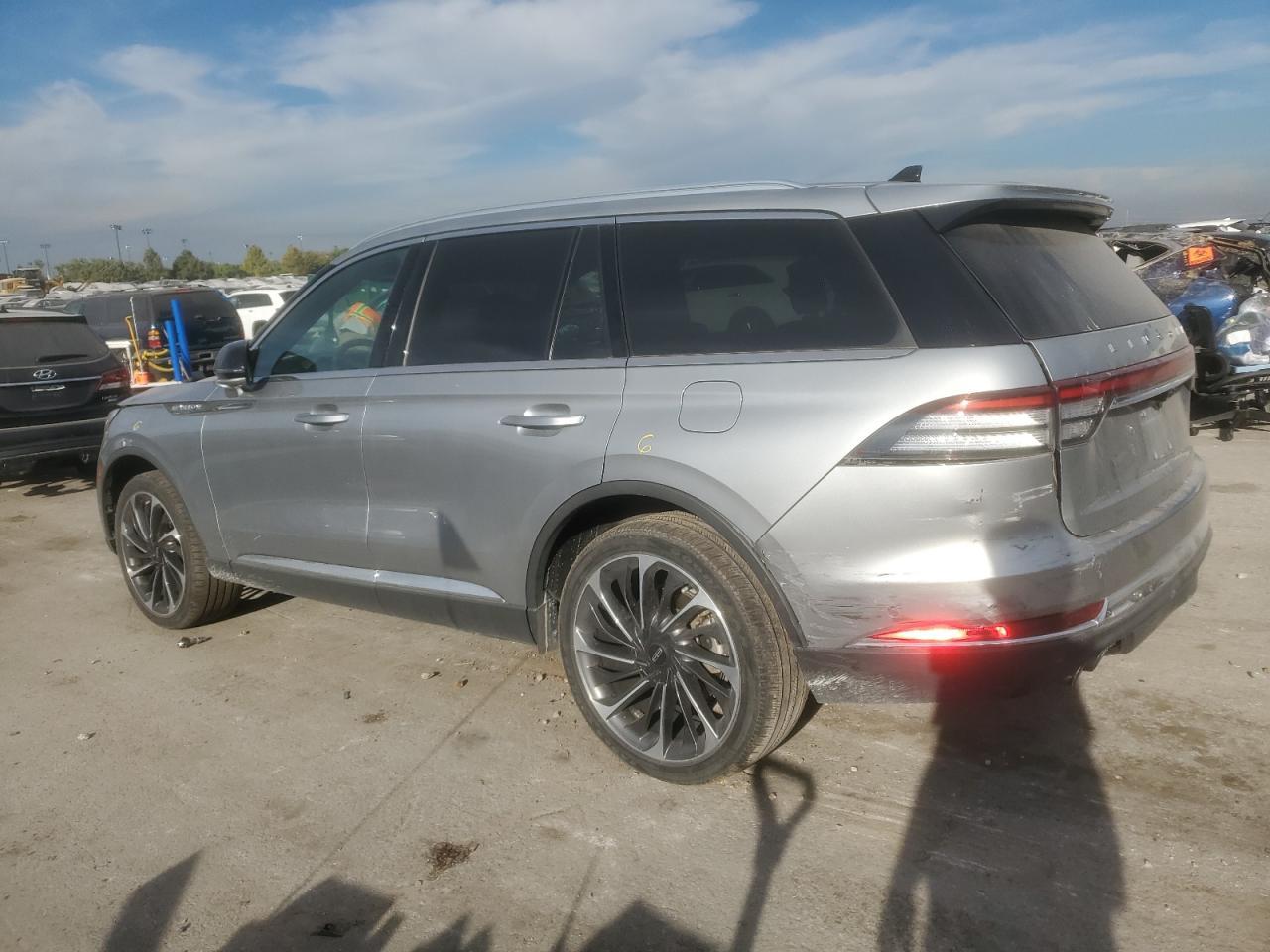 2023 Lincoln Aviator Reserve - Фото 2