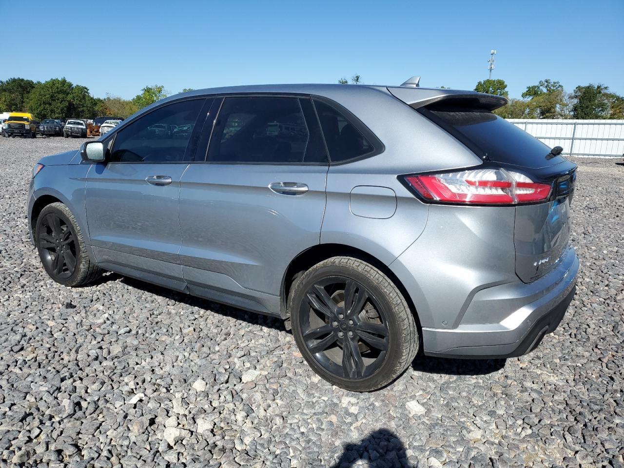 2020 Ford Edge St - Фото 2