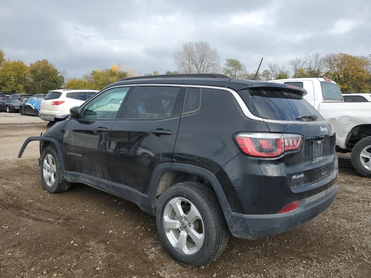 2018 Jeep Compass Latitude - Фото 2