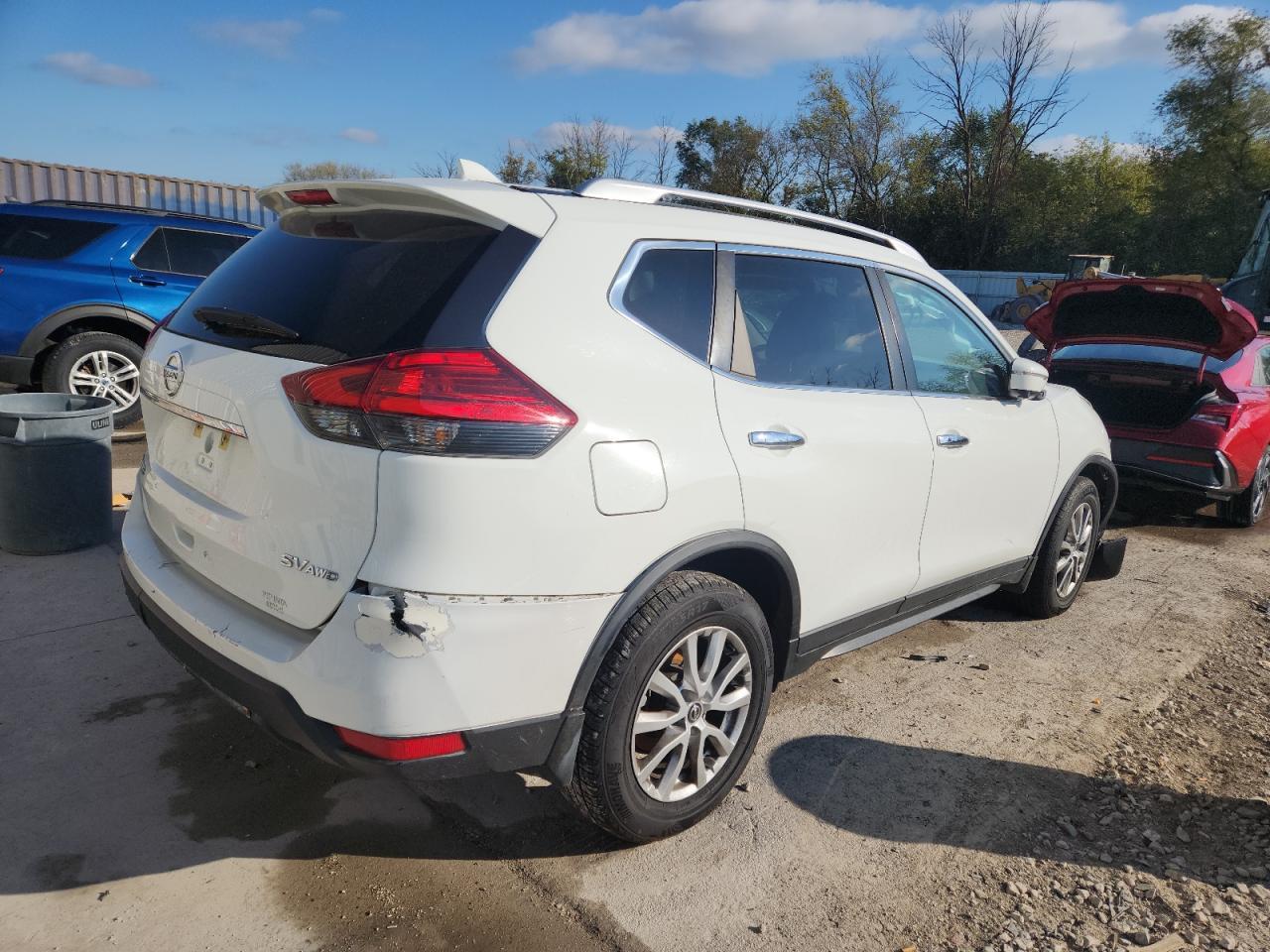 2017 Nissan Rogue S - Image 3
