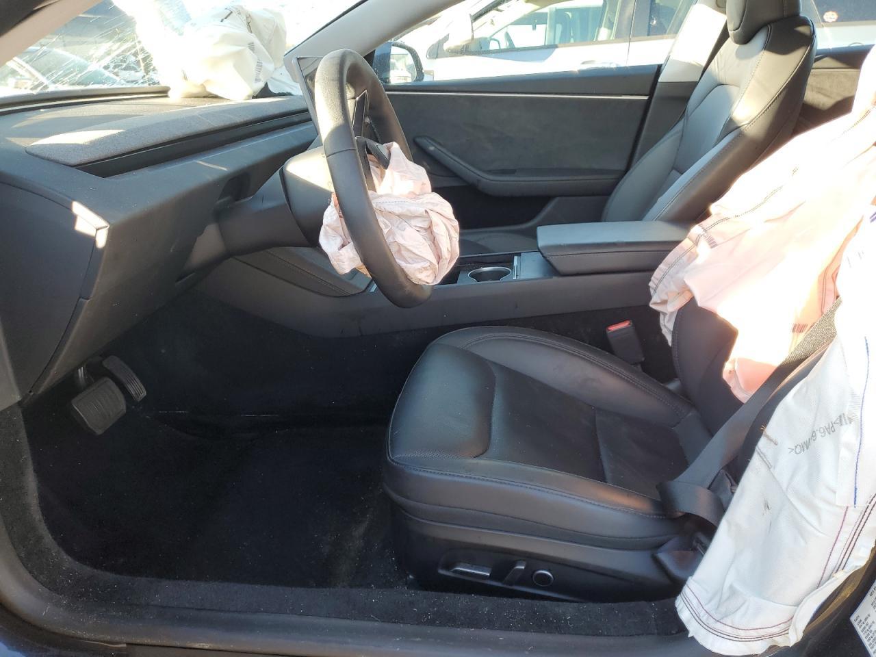 2024 Tesla Model 3 - Фото 7