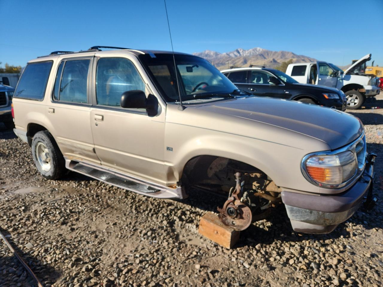 1997 Ford Explorer - Фото 4