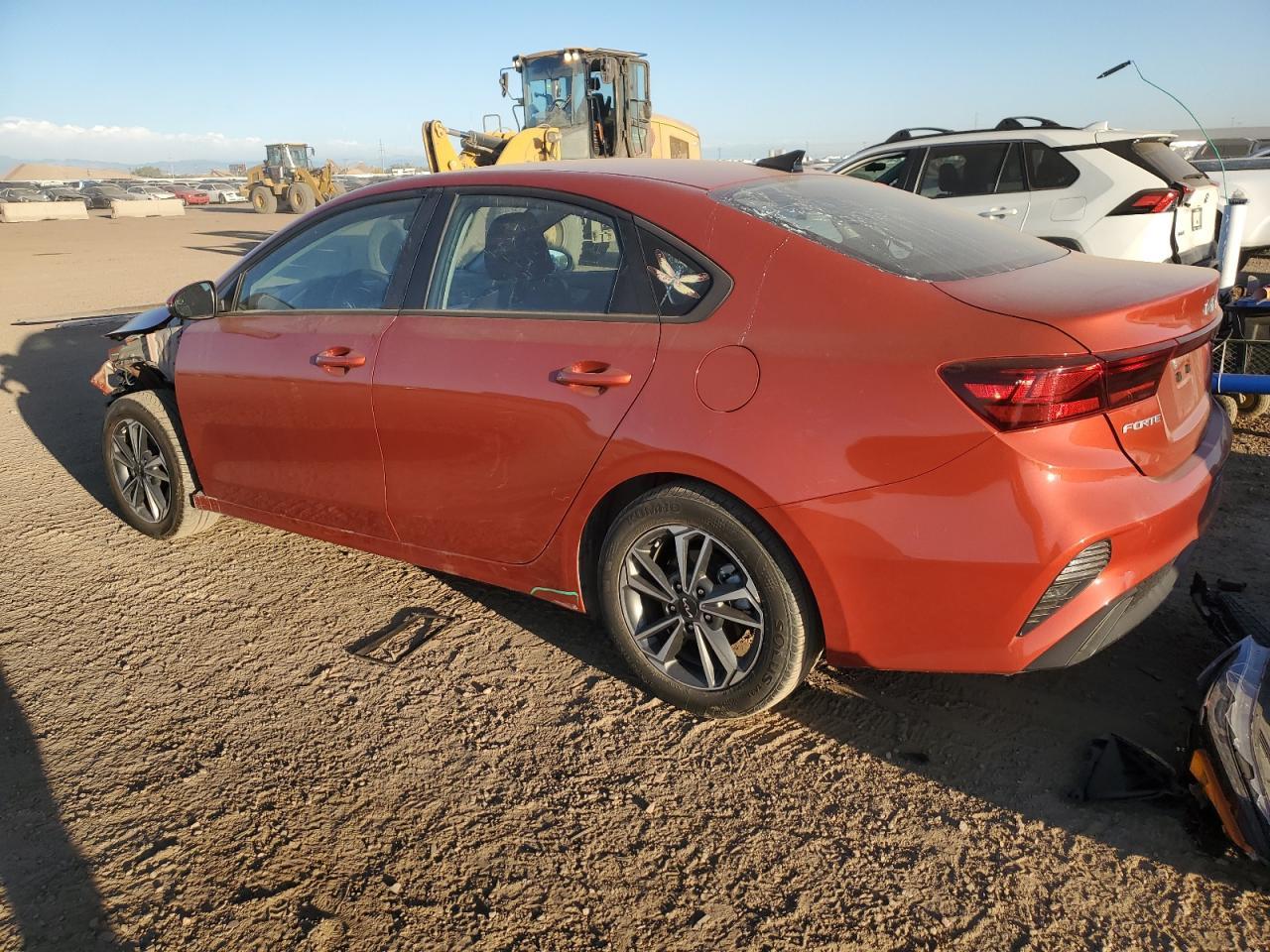 2023 Kia Forte Lx - Фото 2