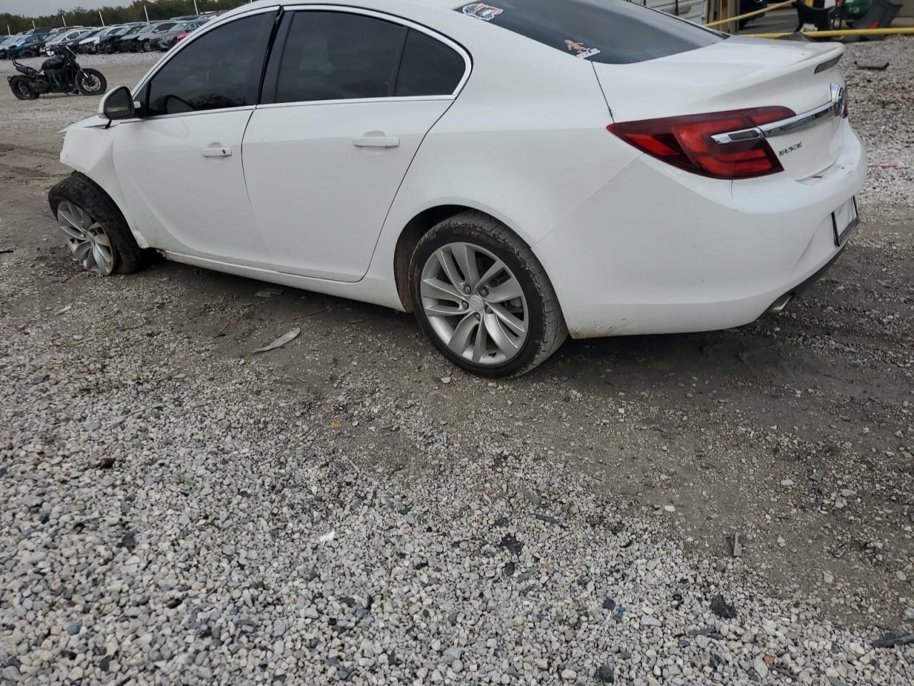 2016 Buick Regal - Фото 2