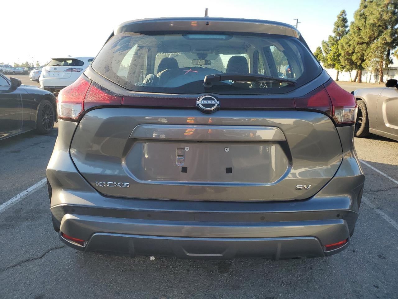 2022 Nissan Kicks Sv - Image 6