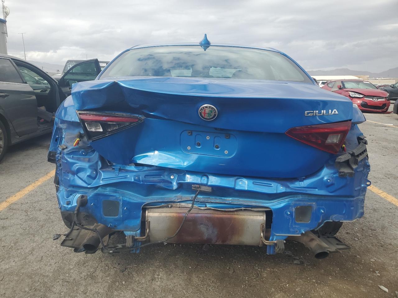 2019 Alfa Romeo Giulia - Фото 6