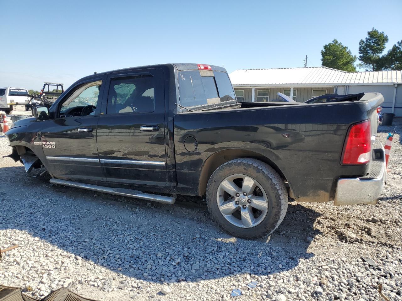 2016 Ram 1500 Slt - Фото 2