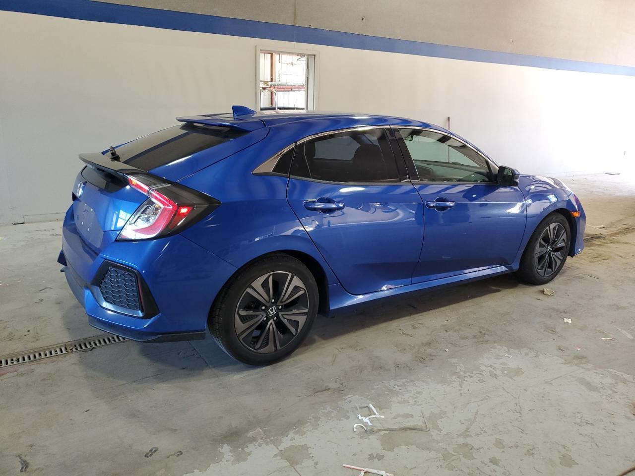 2017 Honda Civic Ex - Image 3