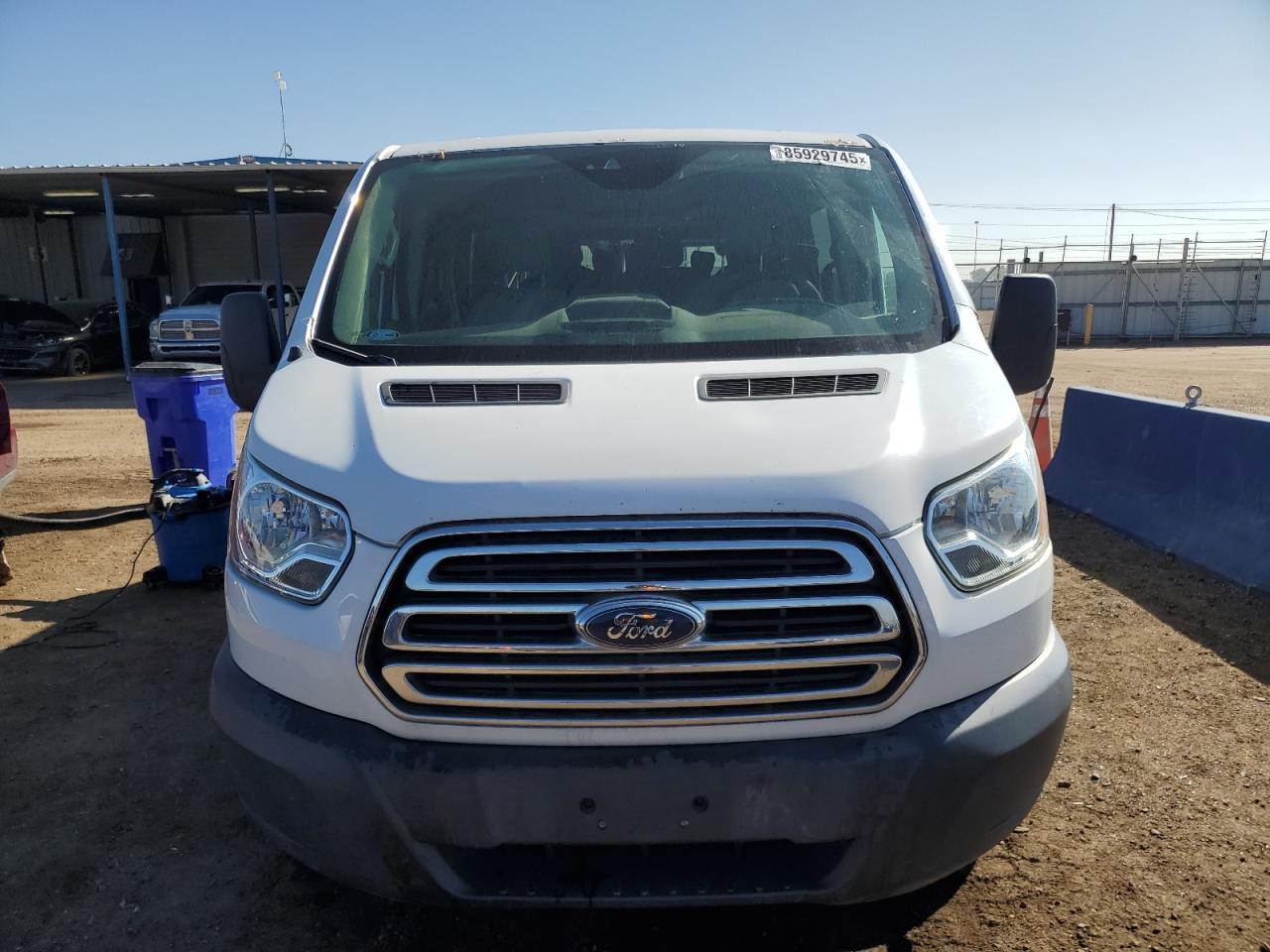 2015 Ford Transit T-150 - Фото 5