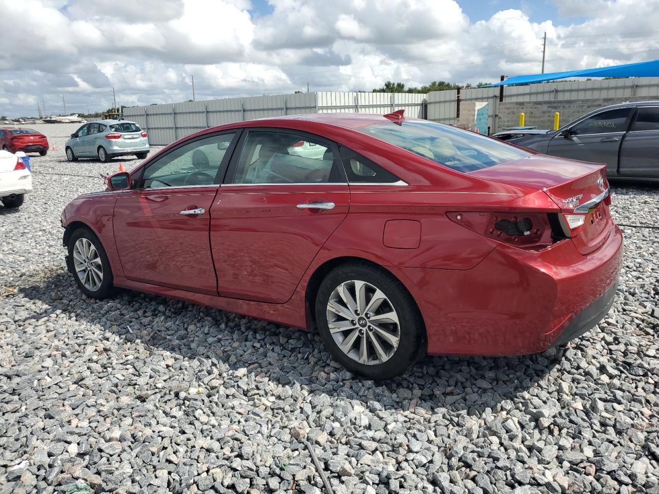 2014 Hyundai Sonata Se - Image 2