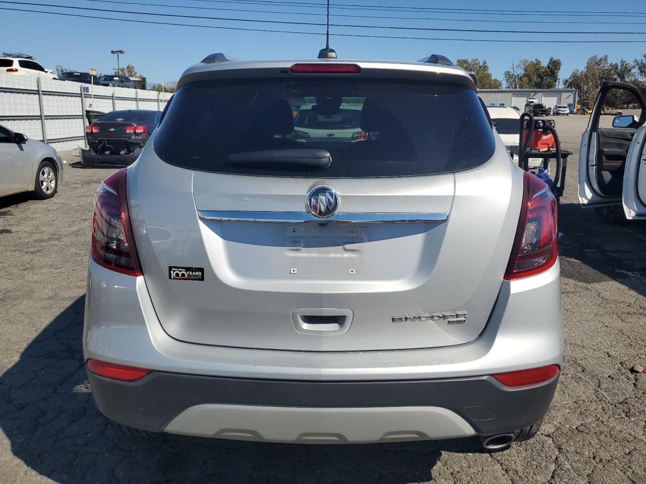 2022 Buick Encore Preferred - Фото 6