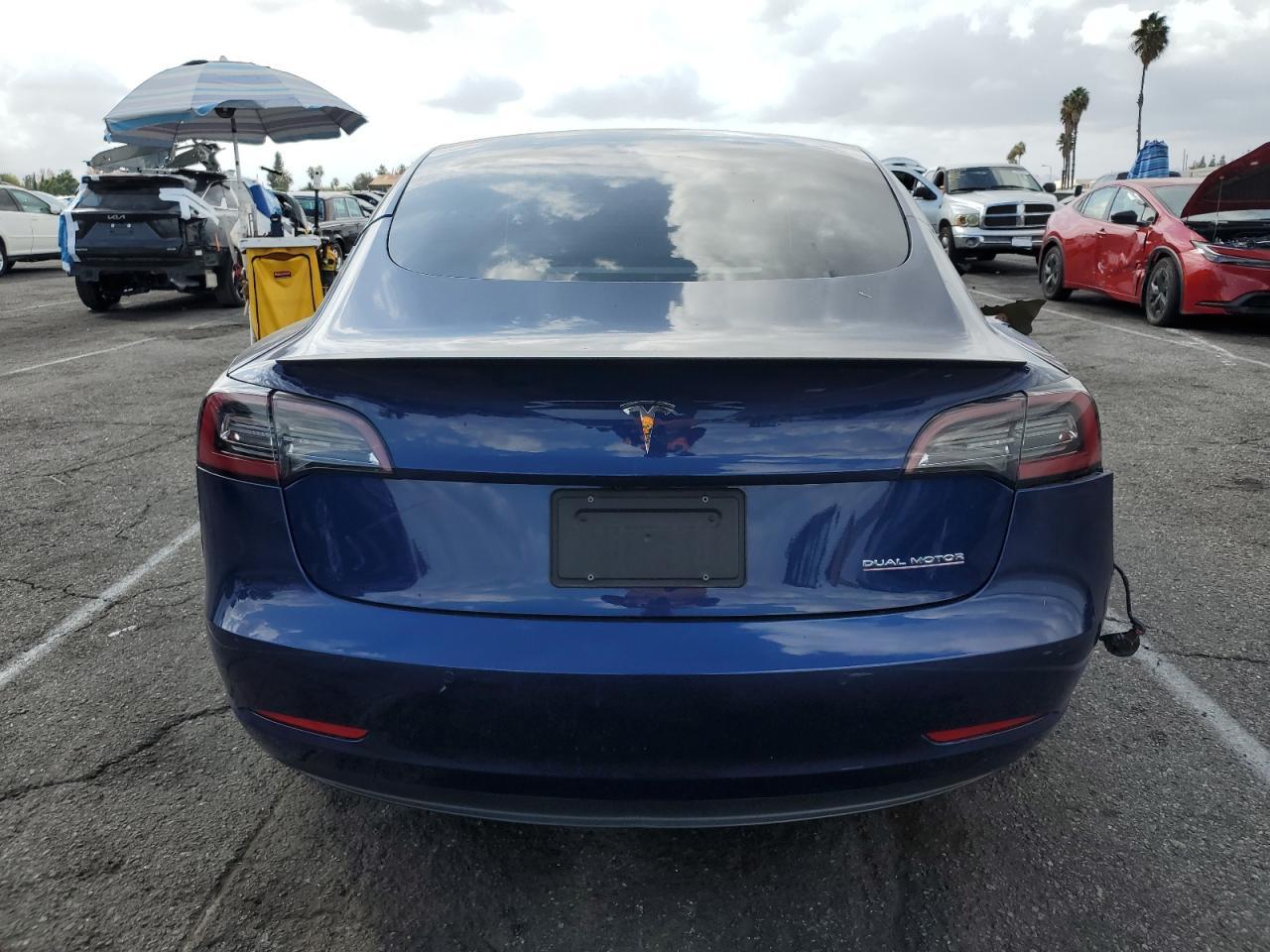 2022 Tesla Model 3 - Image 6