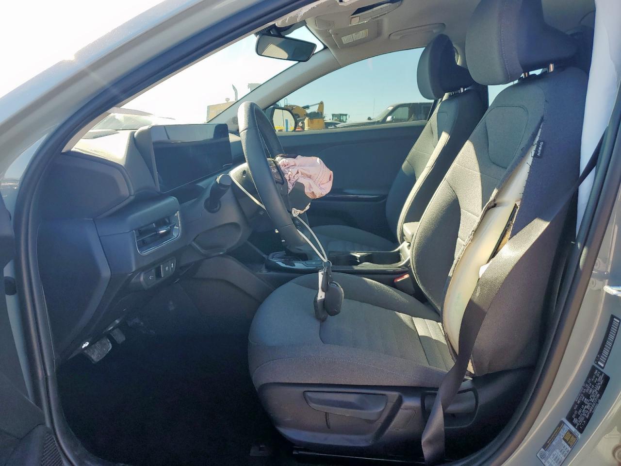 2025 Kia K4 Ex - Фото 7