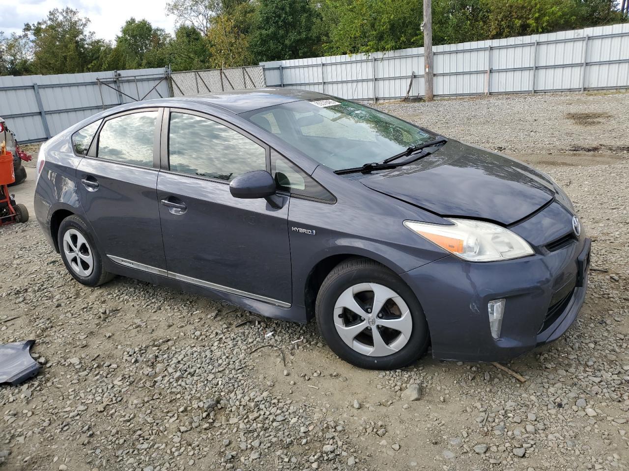 2014 Toyota Prius - Image 4