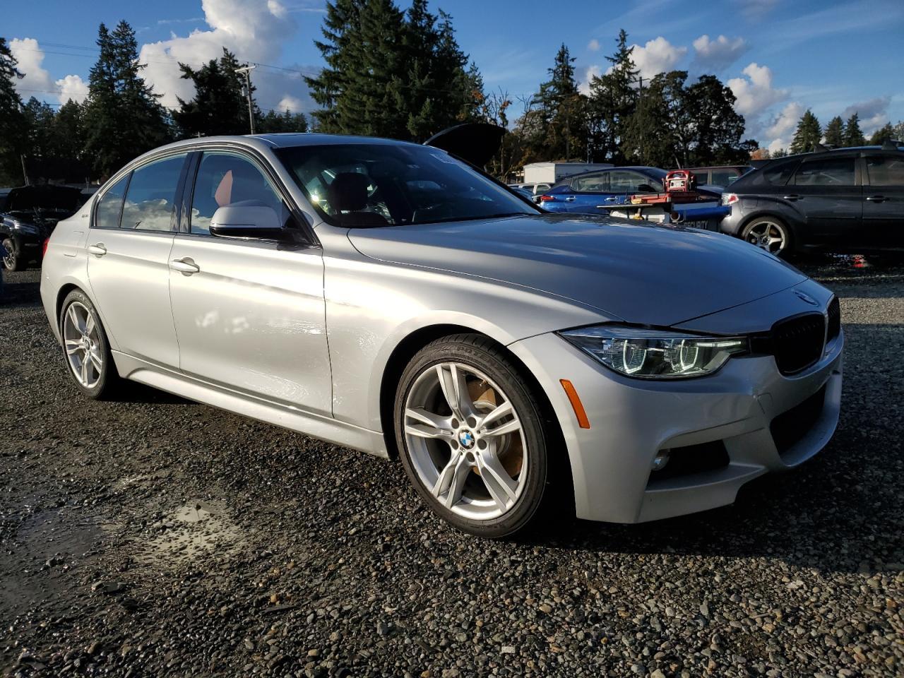 2018 BMW 330E - Image 4