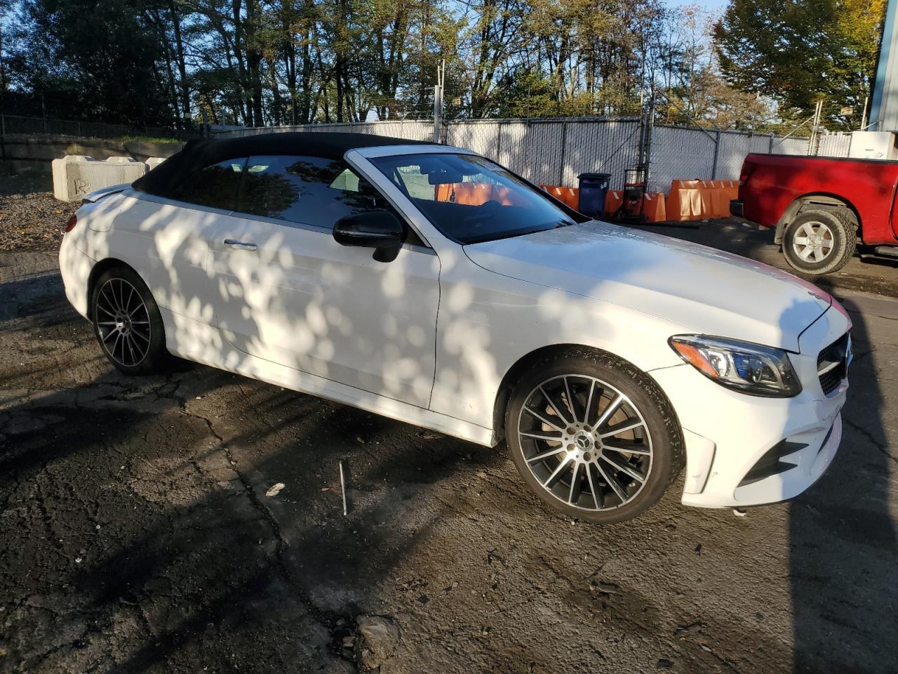 2021 Mercedes-Benz C 300 4Matic - Image 4