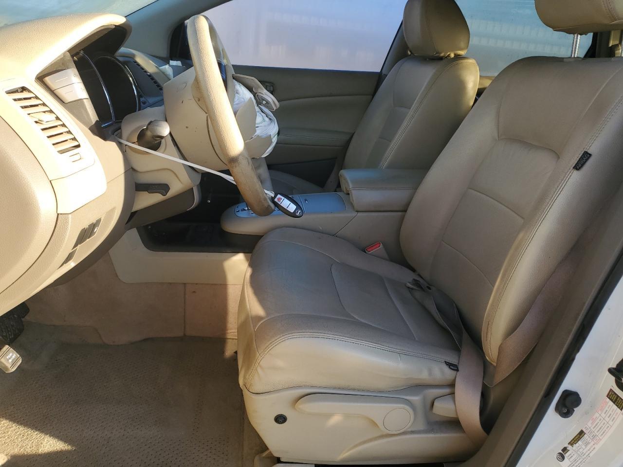 2010 Nissan Murano S - Фото 7