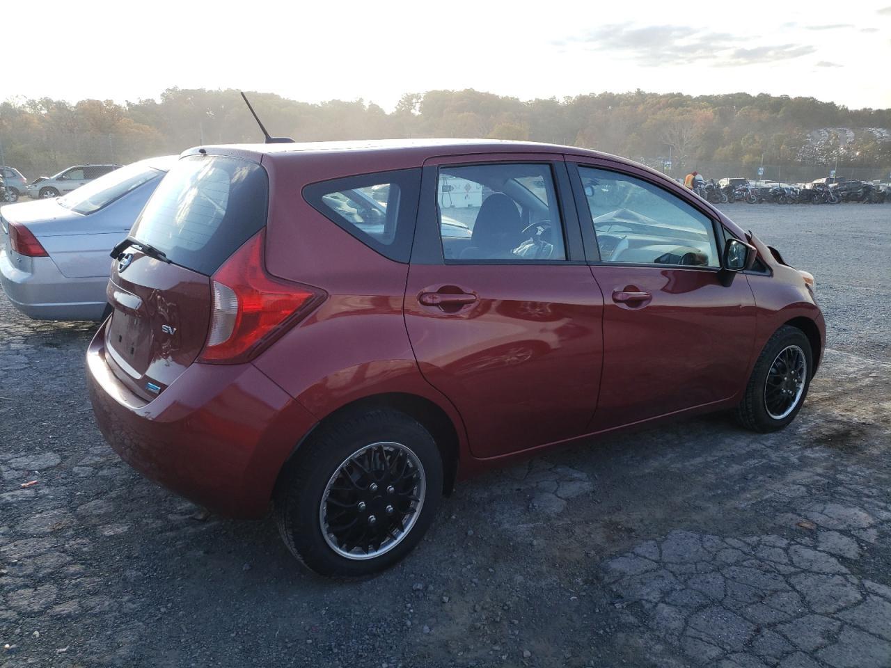 2016 Nissan Versa Note S - Фото 3