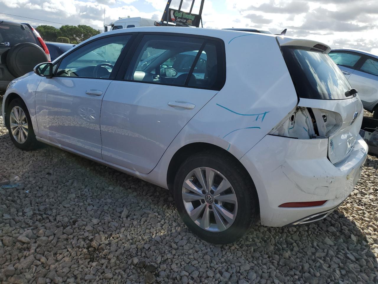 2021 Volkswagen Golf - Фото 2