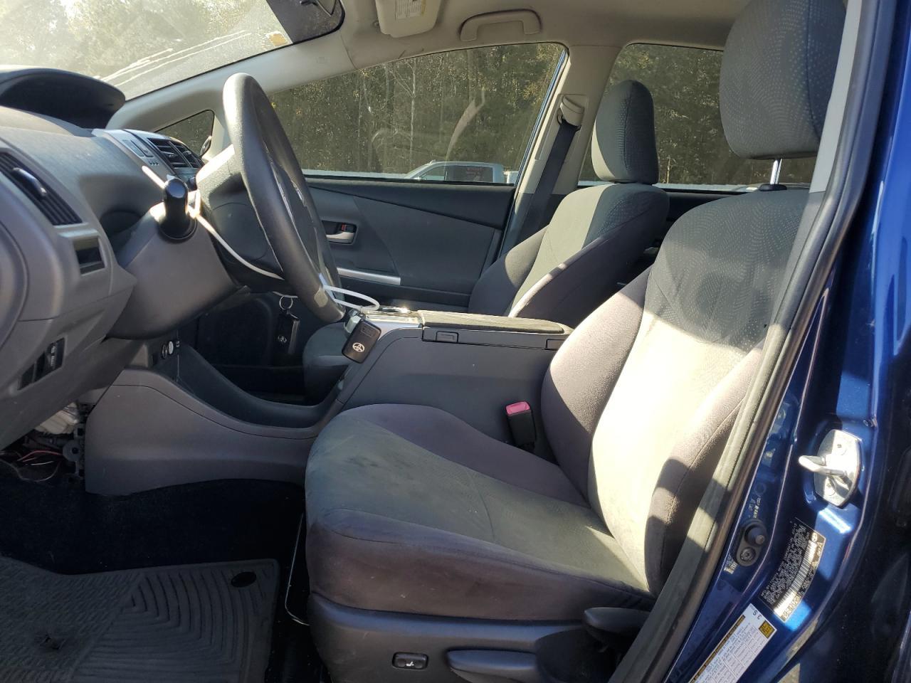 2012 Toyota Prius V - Фото 7