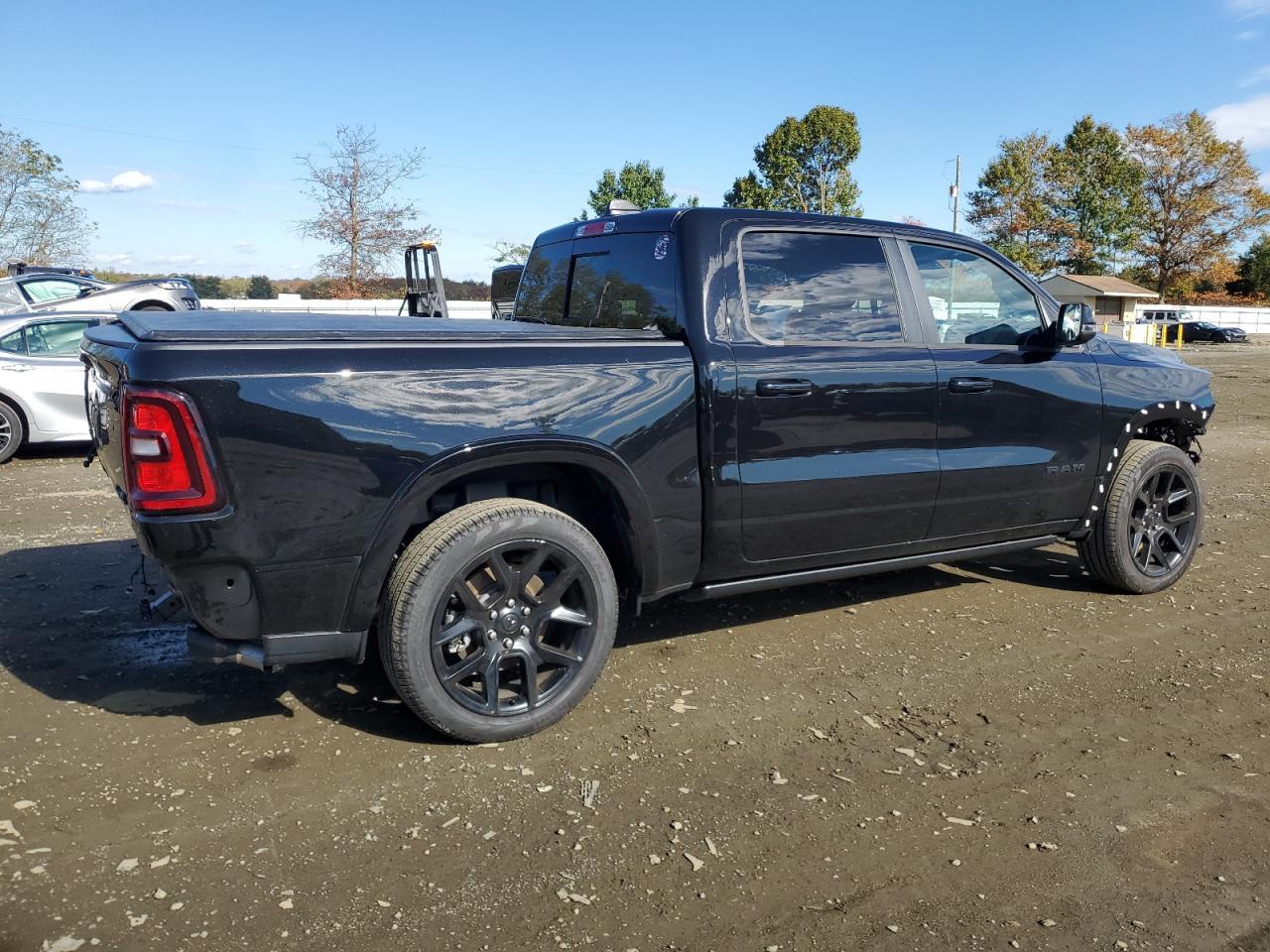 2025 Ram 1500 Laramie - Фото 3