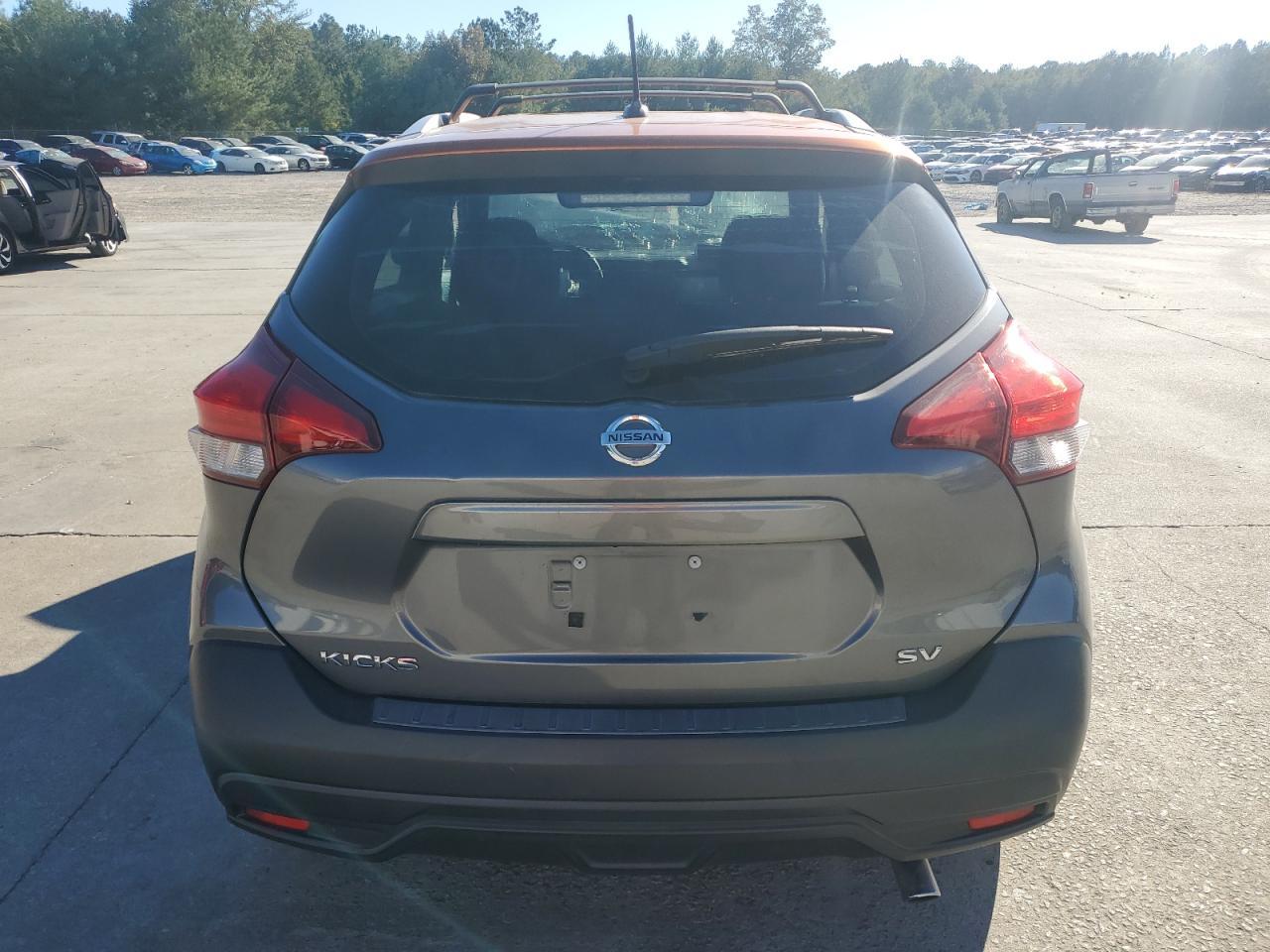 2019 Nissan Kicks S - Image 6