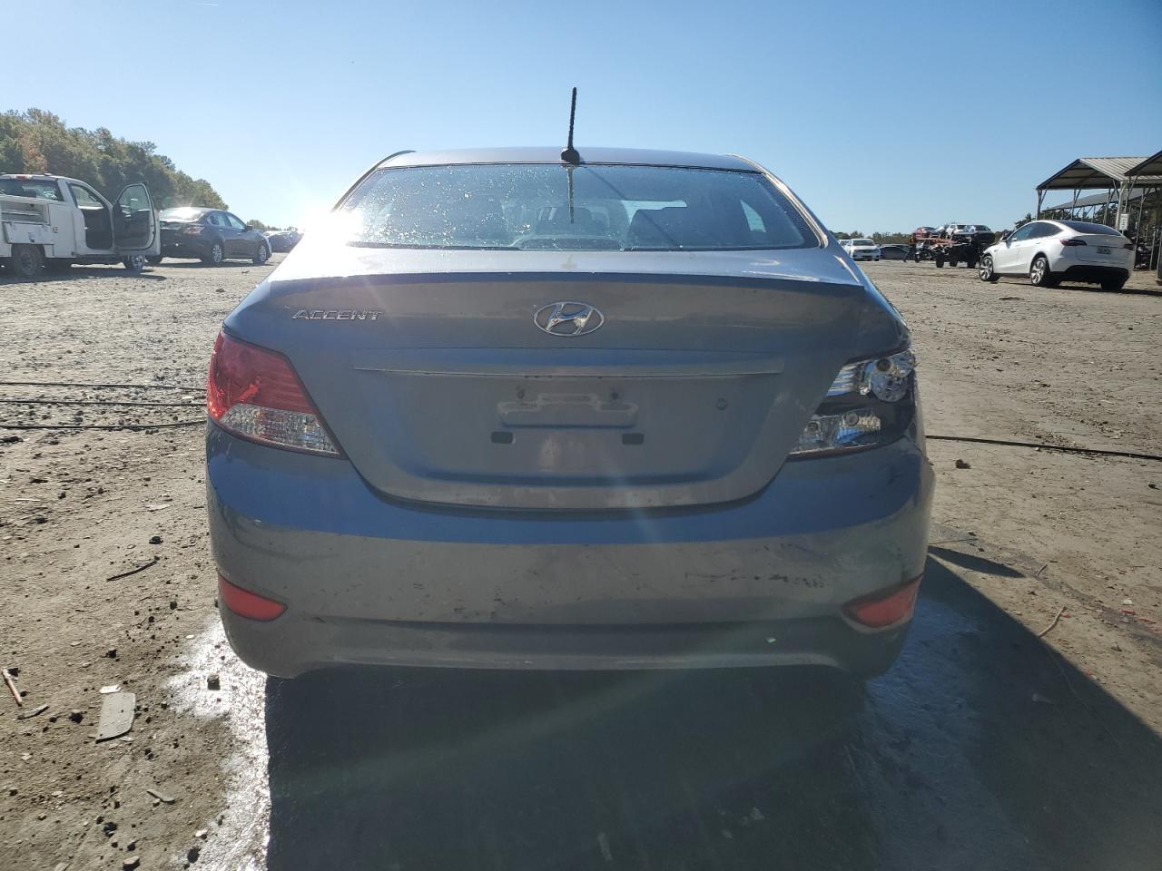 2014 Hyundai Accent Gls - Фото 6