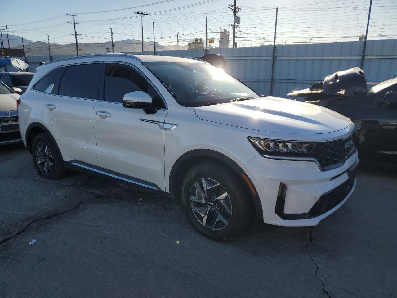 2023 Kia Sorento Hybrid Ex - Image 4