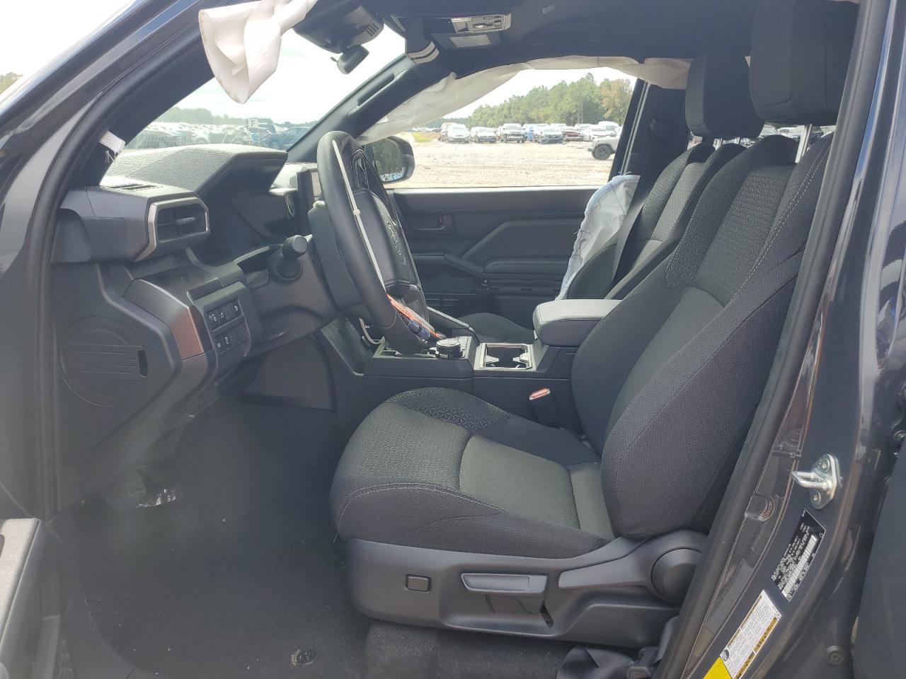 2025 Toyota 4Runner Sr5 - Image 7