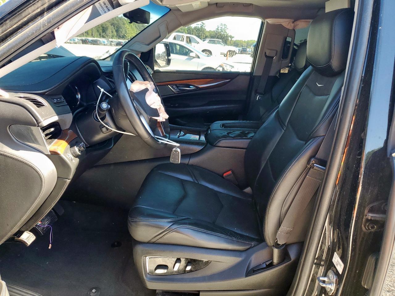 2018 Cadillac Escalade Esv Luxury - Image 7