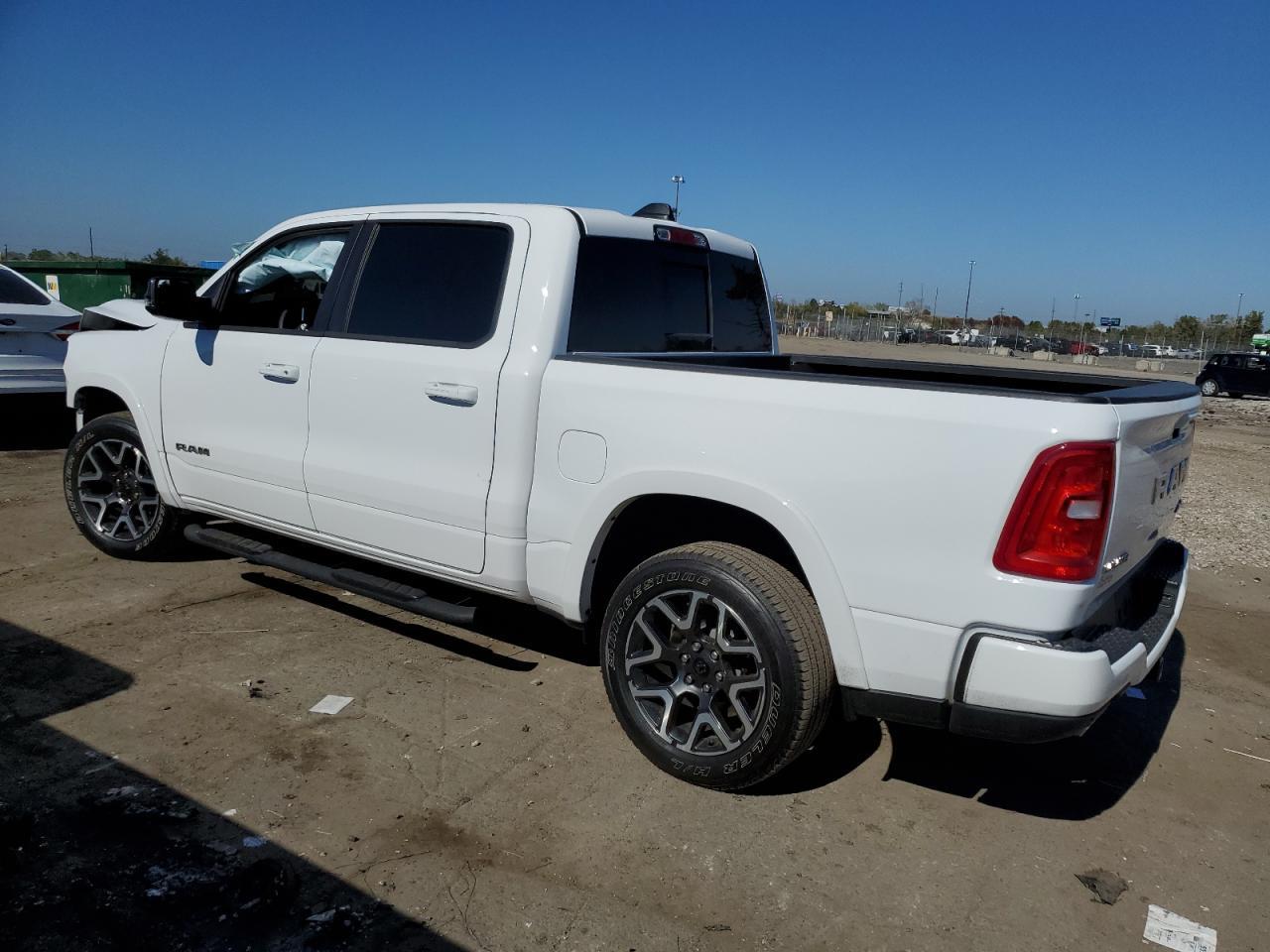 2025 Ram 1500 Laramie - Фото 2