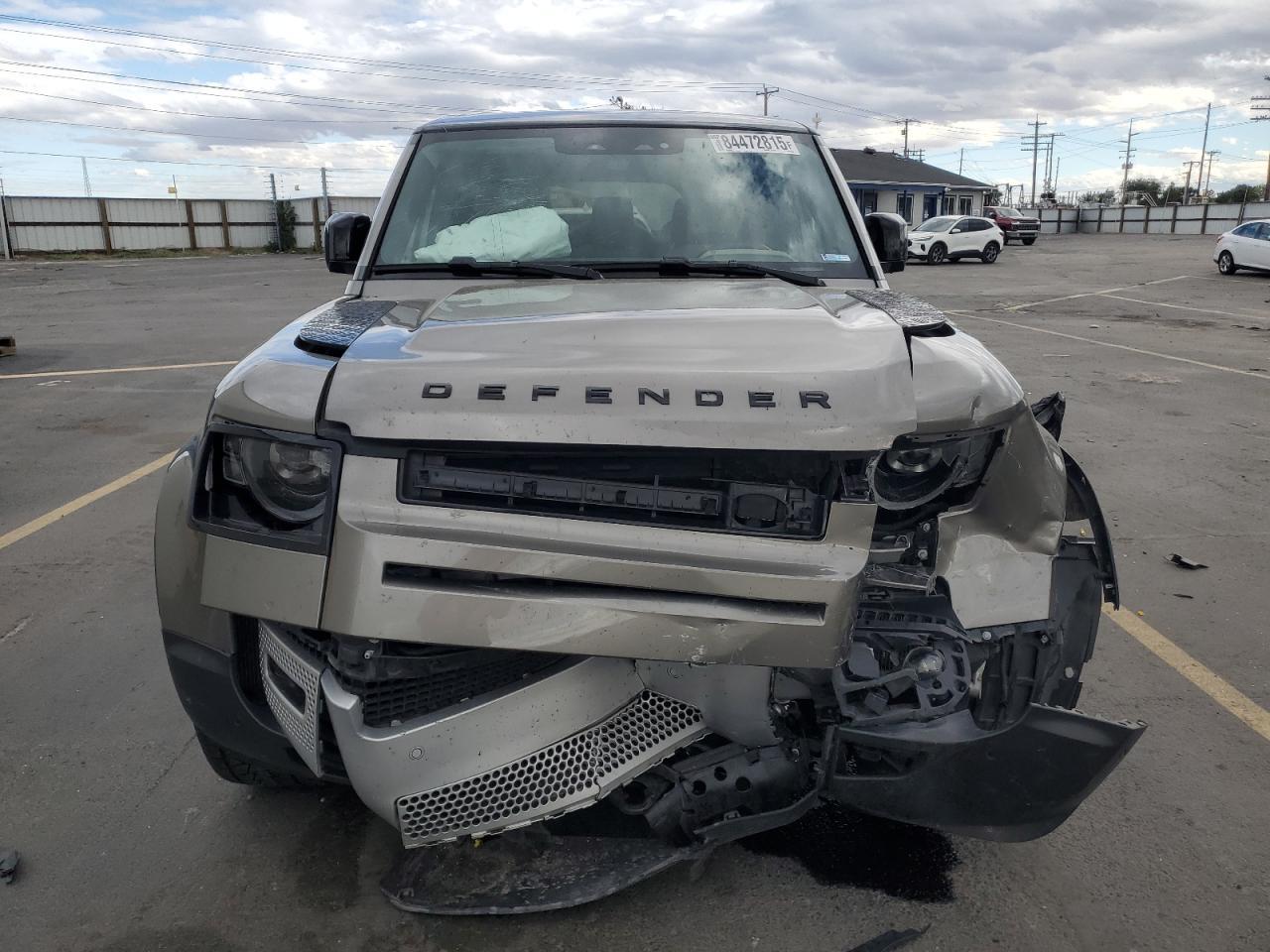 2023 Land Rover Defender 130 Se - Image 5