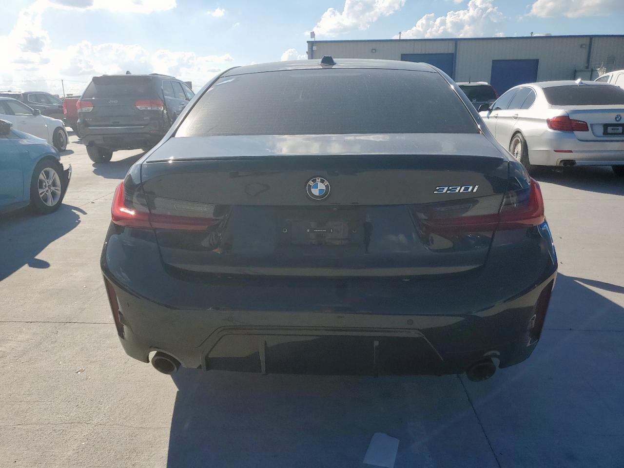 2025 BMW 330I - Image 6