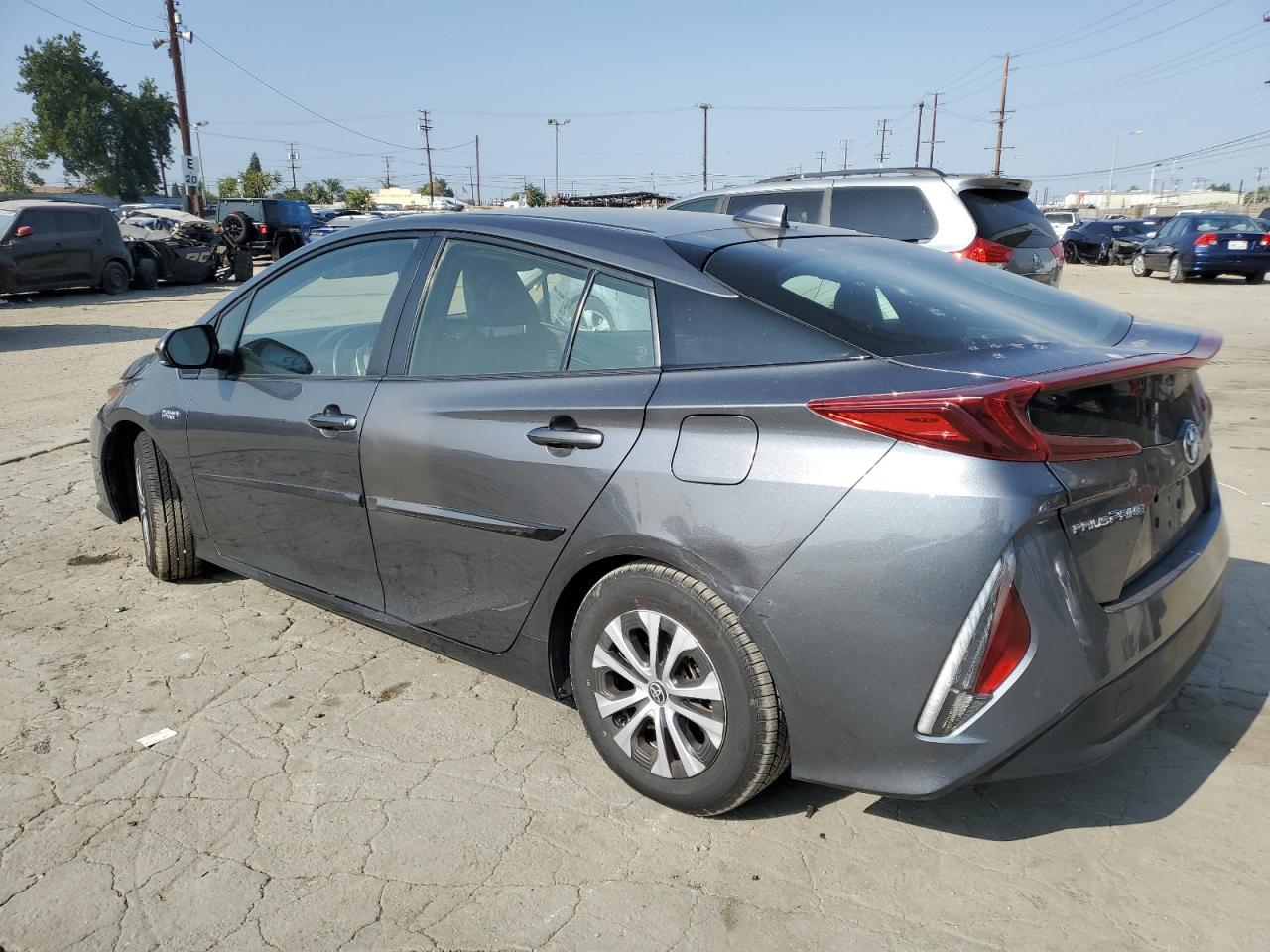 2022 Toyota Prius Prime Le - Фото 2